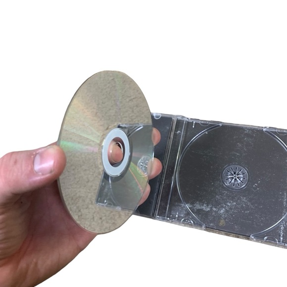 The Loved Ones: Keep Your Heart CD - Picture 7 of 8